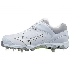 Mizuno WOMENS 9-Spike Swift 5 Metal Cleats [Womens US Shoe Size: 7 TUFF TOE] [Colour: White]