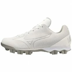 Mizuno WOMENS Finch LightRevo TPU Moulded Cleats [Womens US Shoe Size: 6]